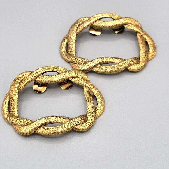 Musi Accessories - Vintage MUSI Woven Gold Tone Metal Shoe Clips Buckles Large Oversized Matching